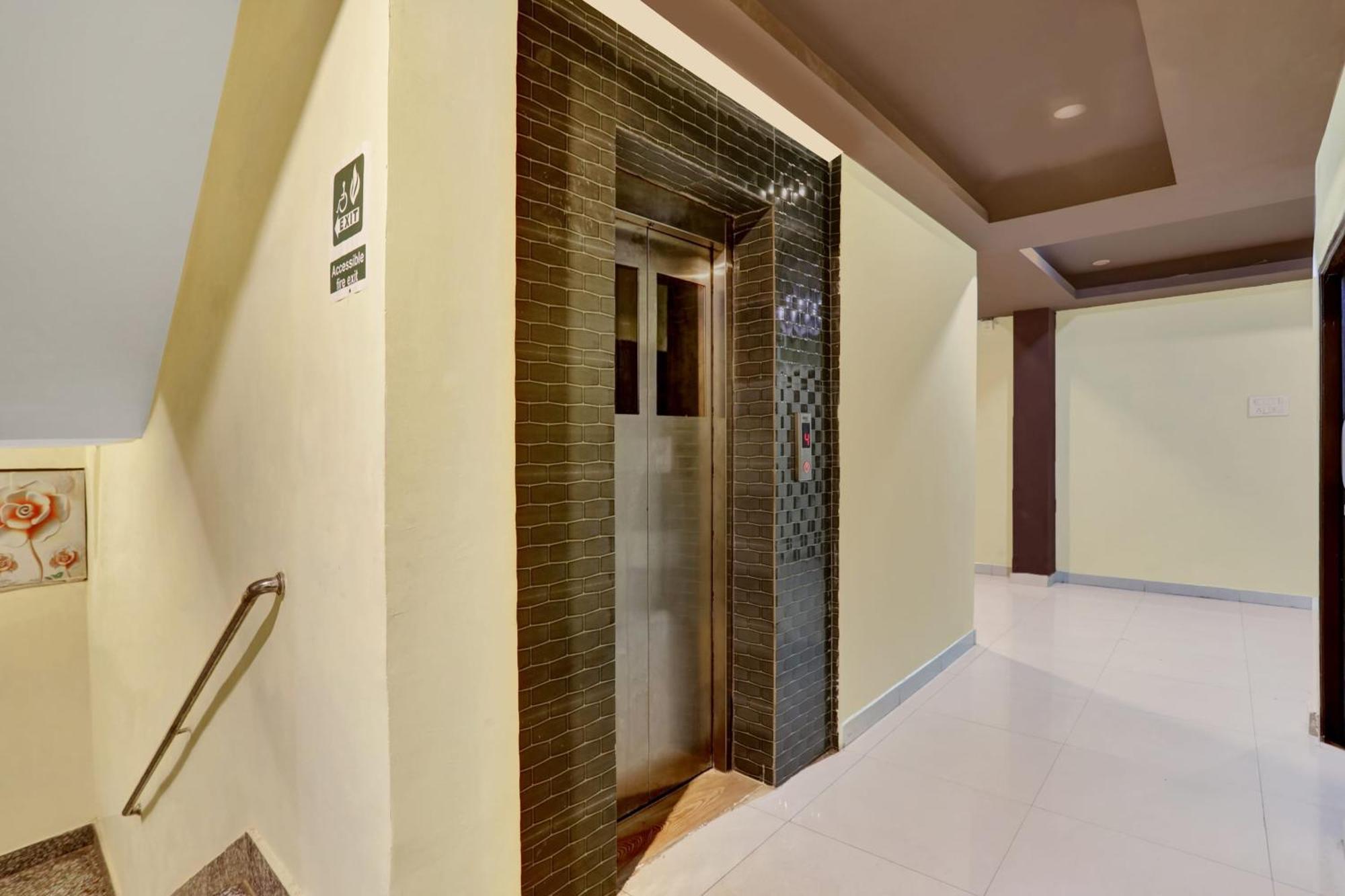 Super Hotel O Phulwarisharif Near Aiims Khagaul Экстерьер фото