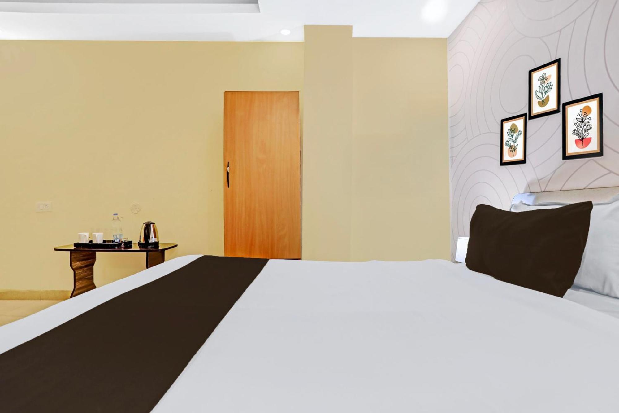 Super Hotel O Phulwarisharif Near Aiims Khagaul Экстерьер фото